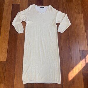 Alchemia Tricot gold and white metallic knit V-neck dress.